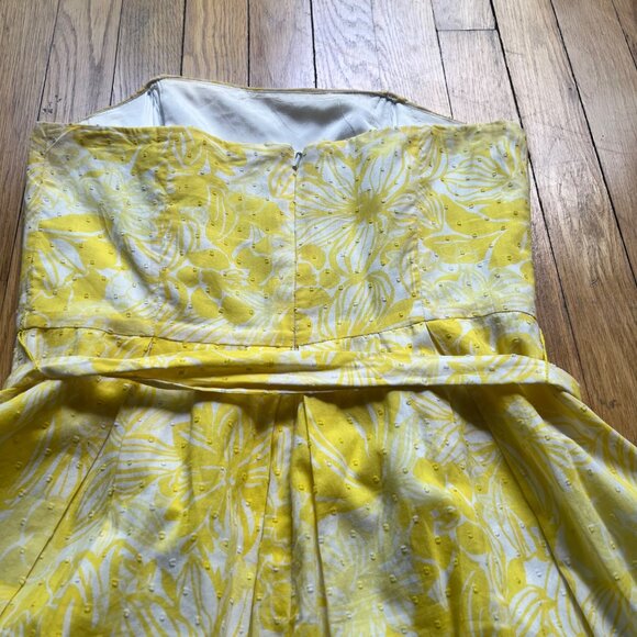 Lilly Pulitzer Size 6 Yellow & White Floral Swiss Dot Cotton Strapless Dress - Picture 15 of 16